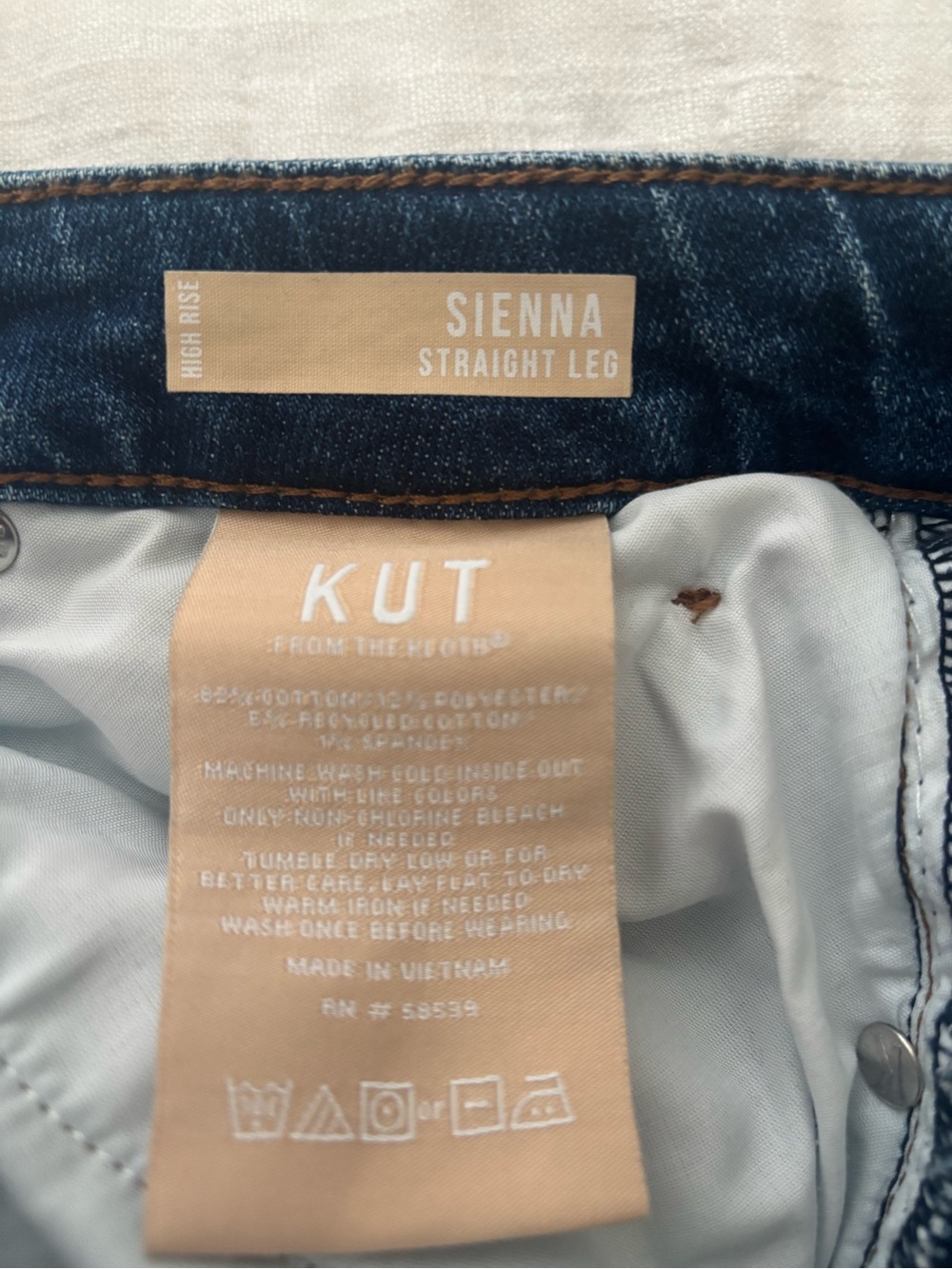 Kut from the Kloth Medium Blue Cropped Cuffed Jeans - Picture 5 of 6
